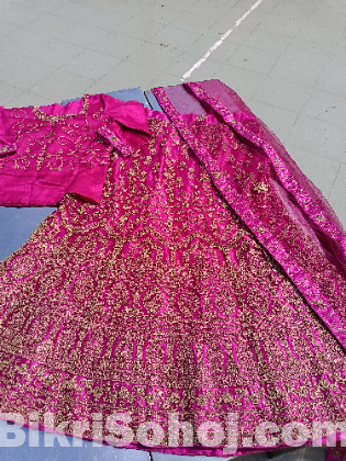 Bridal Lehenga (ব্রাইডাল লেহেঙ্গা)